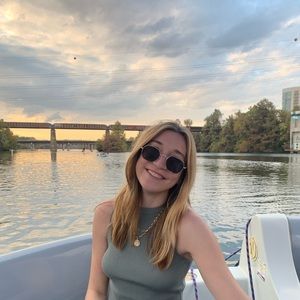 Meet your Posher, Fiona